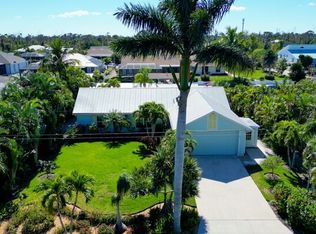 3723 Manatee Dr, Saint James City, FL 33956