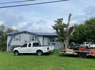 293 Valley View Rd, La Follette, TN 37766