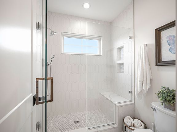 24th image of 101 Kensington Pl