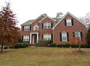 1024 Forest Creek Dr, Canton, GA
