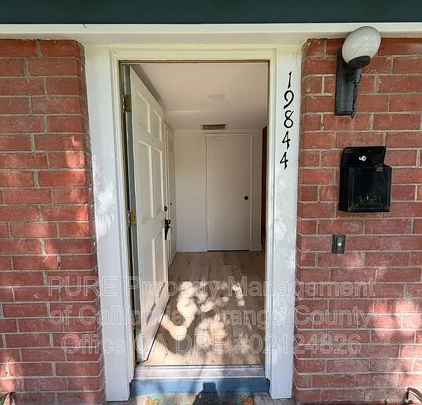 19844 Inverness Ln — Photo 4