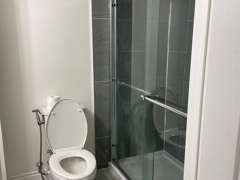 30 Roulette Cres — Photo 8