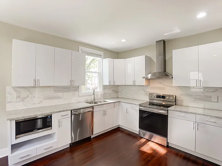 5107 Marion Ave — Photo 12