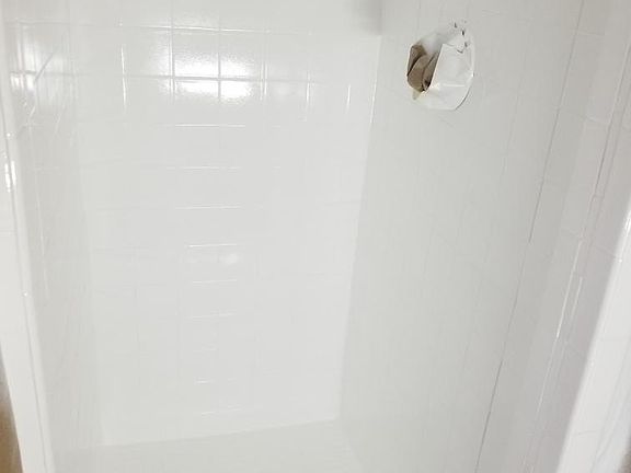 4th image of 886 N Judge Ely Blvd