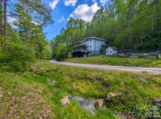 77 Griffith Branch Rd, Green Mountain, NC 28740