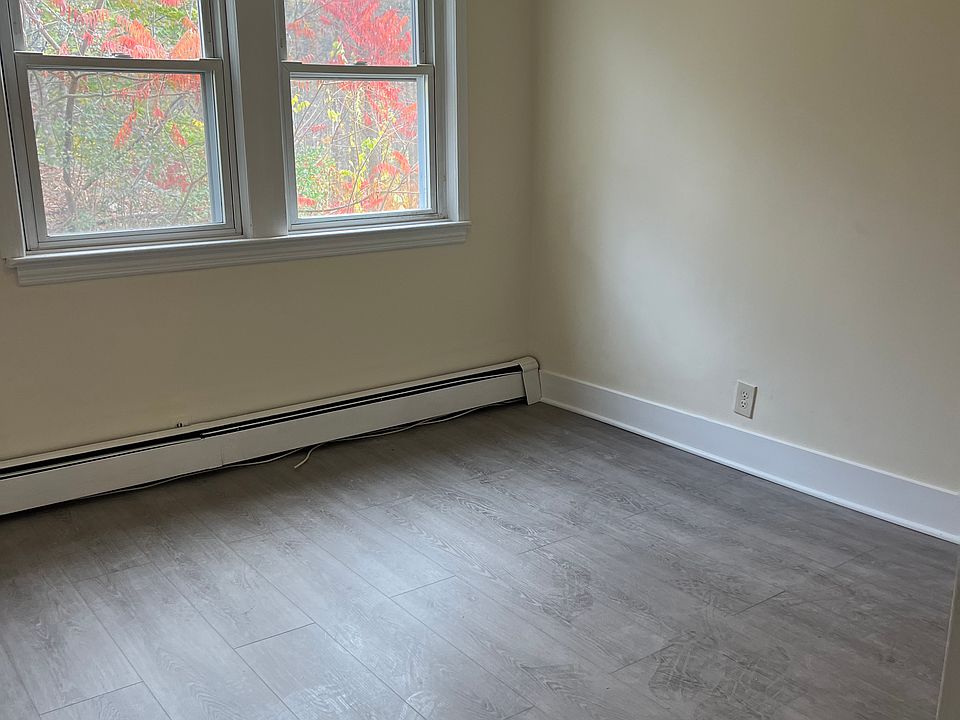 Bedroom 1 (Continued)