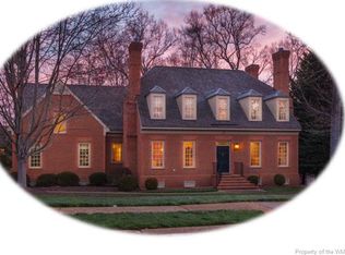 209 Holly Hills Dr, Williamsburg, VA