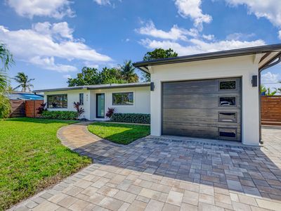 825 Cinnamon Road, North Palm Beach, FL, 33408