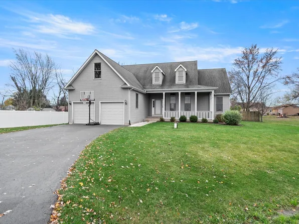 41W865 Silver Glen Rd, St Charles, IL 60175