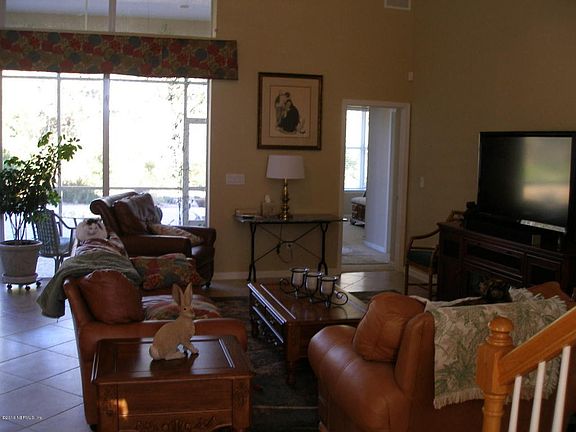 2nd image of 9237 Waterglen Ln