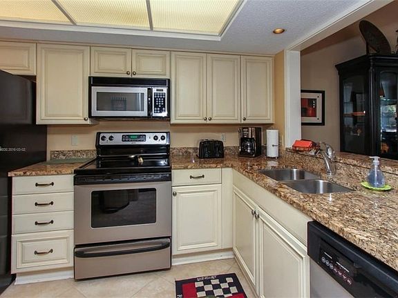 4th image of 2543 Gleneagle Ln #2543