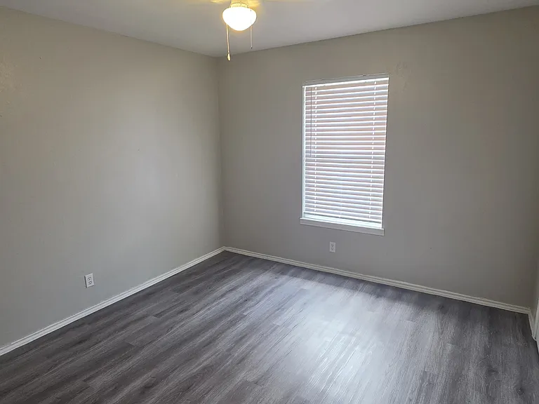 Northridge Apartments — Photo 44