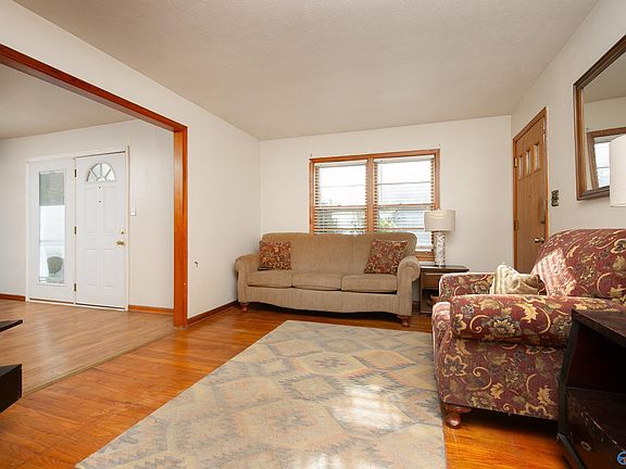5th image of 3210 Pulaski Pike NW