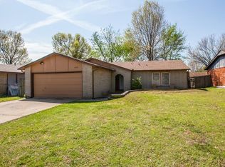 21534 E 32nd St S, Broken Arrow, OK 74014