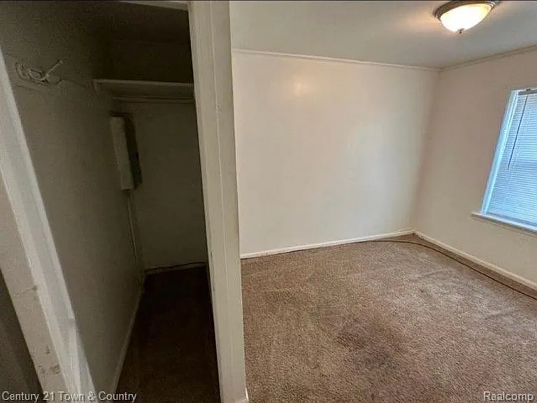 2708 Riverside Dr #4 — Photo 9