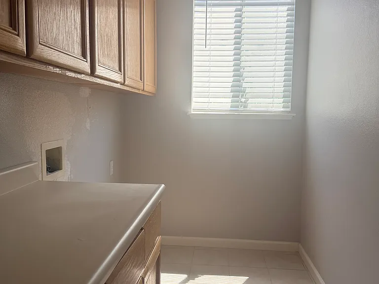 1412 Blush St — Photo 18
