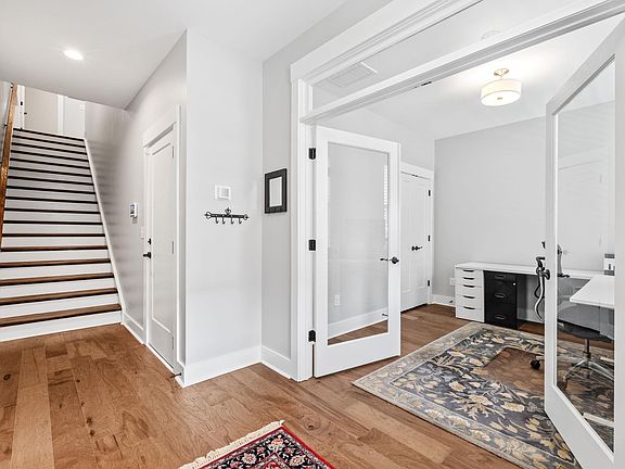 3rd image of 15 Whitner St