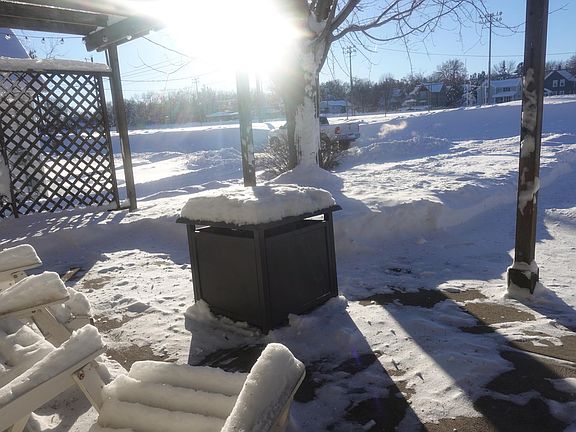 3rd image of 503 Burlington St E