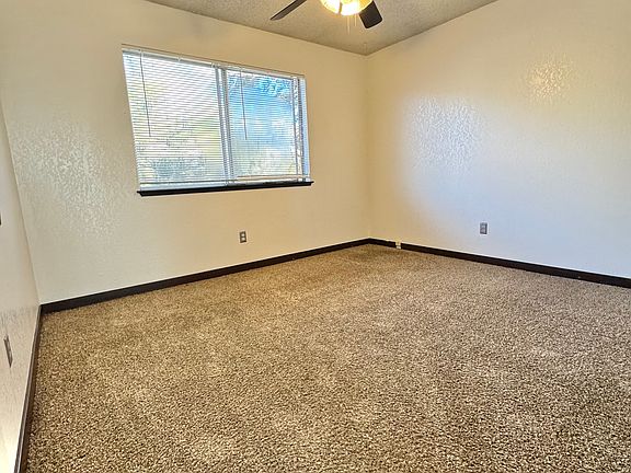 5th image of 3274 Bullwinkle Dr #103