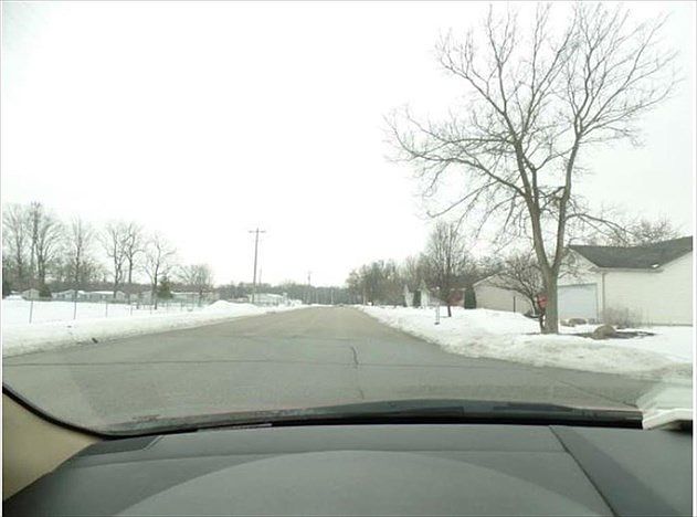 2nd image of 56840 Meadow Glen Dr