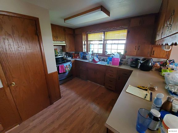 2nd image of 410 21st St SW