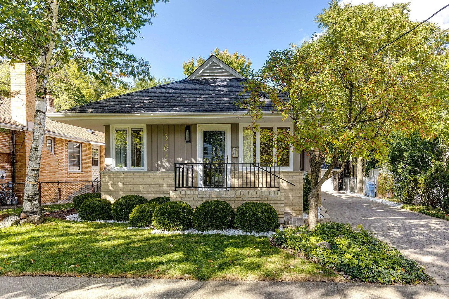 563 Chicago Ave photo 1