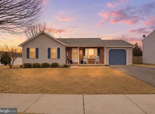 51 Abbotts Dr, Abbottstown, PA 17301