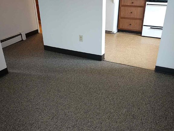 3rd image of 964 Paula Dr #13753659