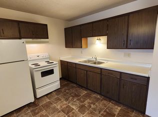 820 S 4th Ave #304, Albert Lea, MN 56007