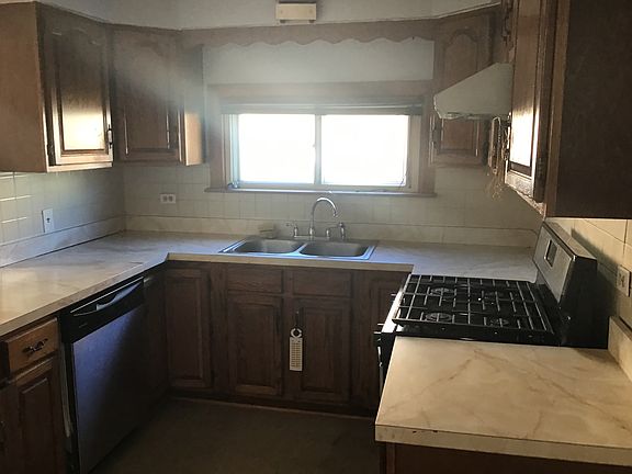 3rd image of 5307 N California Ave #2