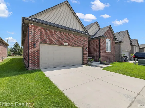 36520 Eton Ct, Clinton Township, MI 48035