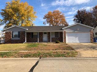 732 Doyne Dr, Florissant, MO 63034
