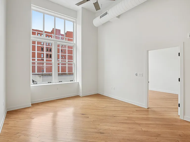 The Marshall Lofts — Photo 11