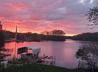 6527 Bennett Lake Rd, Fenton, MI 48430