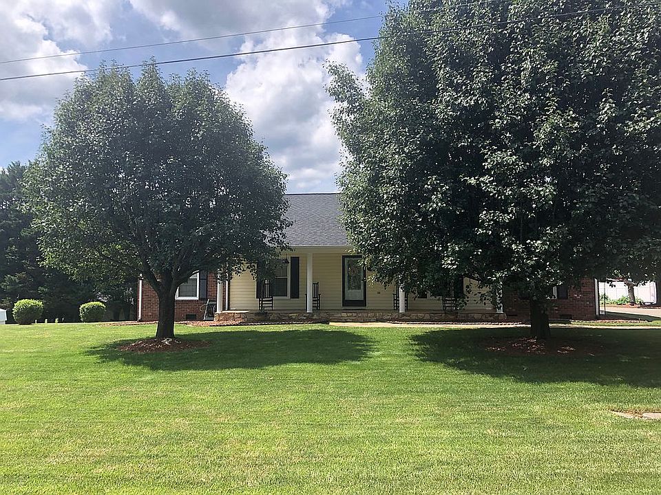 2nd image of 242 Midlawn Dr