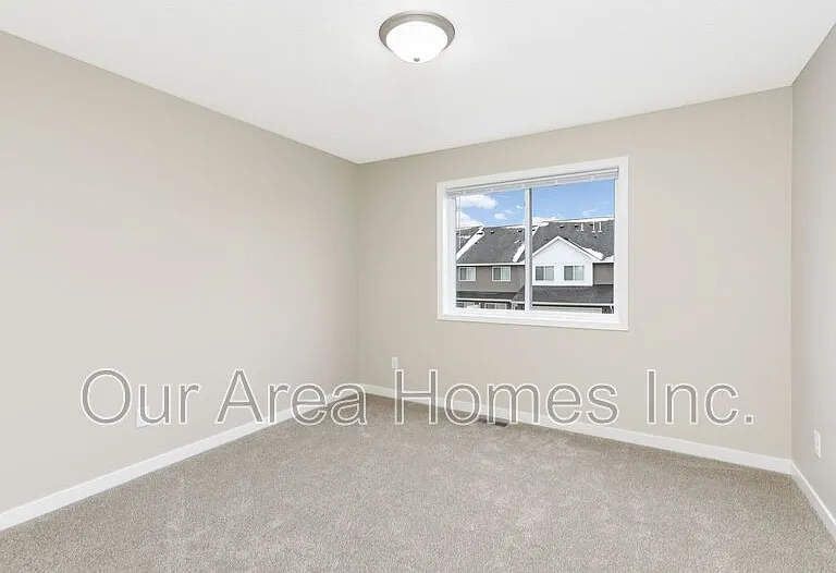 6020 Manchester Ave NE — Photo 19