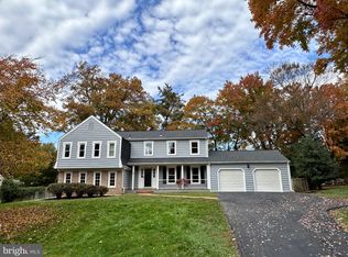 4521 Valley Forge Dr, Rockville, MD 20853