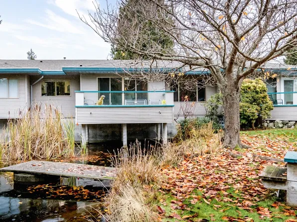 555 Eaglecrest Dr #41, Gibsons, BC V0N 1V8