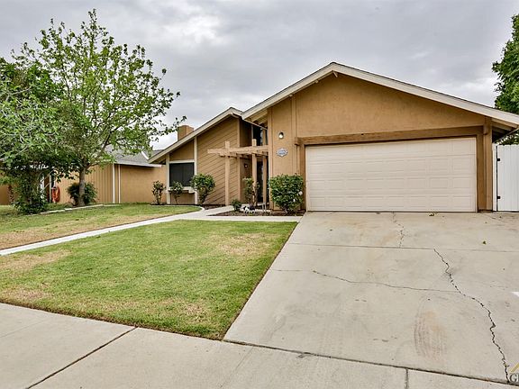 3rd image of 4608 Posada Ave