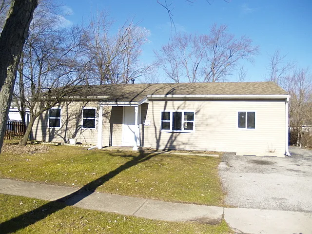 2457 Talandis Dr photo 1