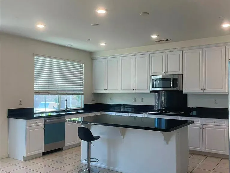 13223 Stanton Dr — Photo 6