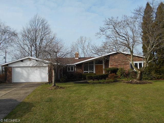 1st image of 24447 Albert Ln