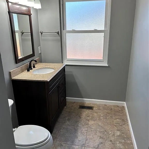 829 Lesparre Dr — Photo 24