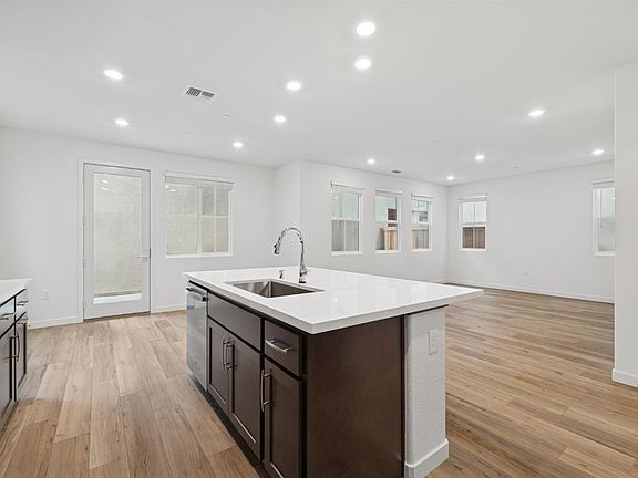 4th image of 14545 Southpointe Dr #55