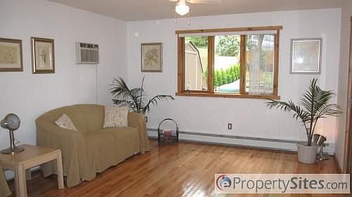 3rd image of 85 Lakeview Dr