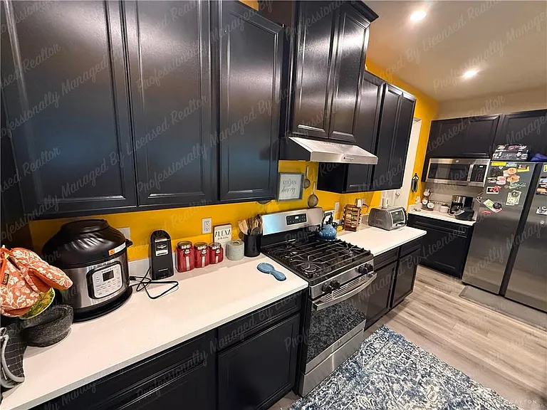 2418 David Grey Cir — Photo 19