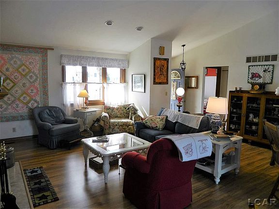 5th image of 13890 Grandpoint Cir