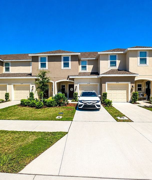 1st image of 5698 Archipelago St