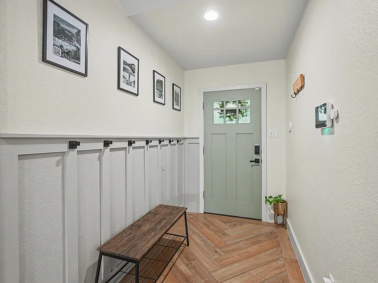 2716 Echo Point Dr — Photo 3