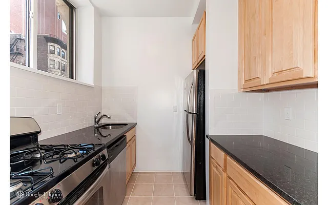 Rented by Douglas Elliman | media 2